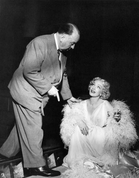 Juliste On The Set, Alfred Hitchcock And Marlene Dietrich.
