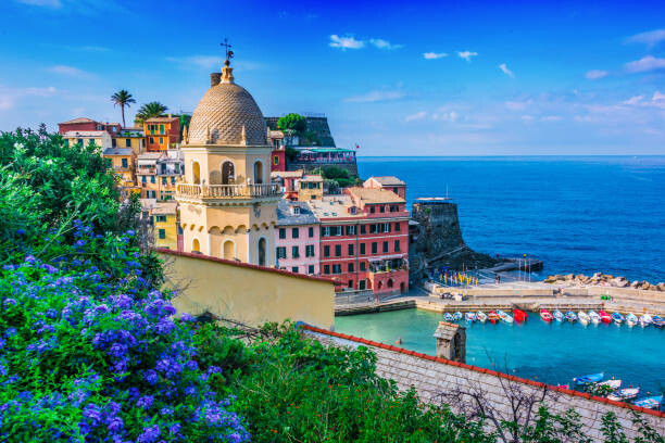 Juliste Picturesque town of Vernazza, Liguria, Italy