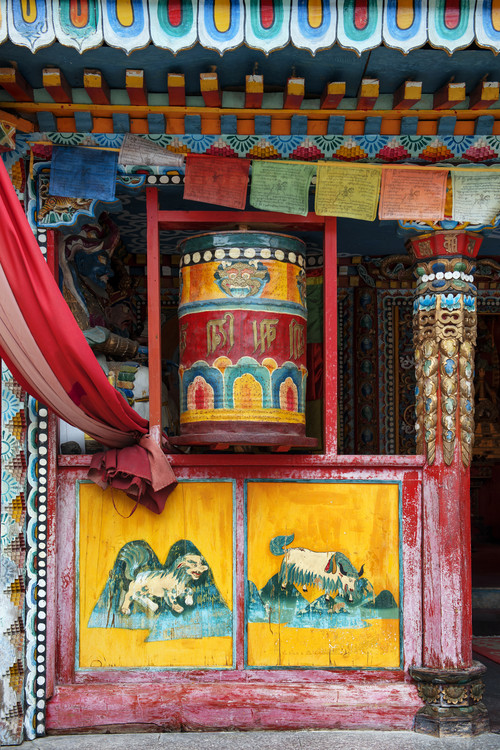 Valokuvataide China 10MKm2 Collection - Buddhist Prayer Wheel