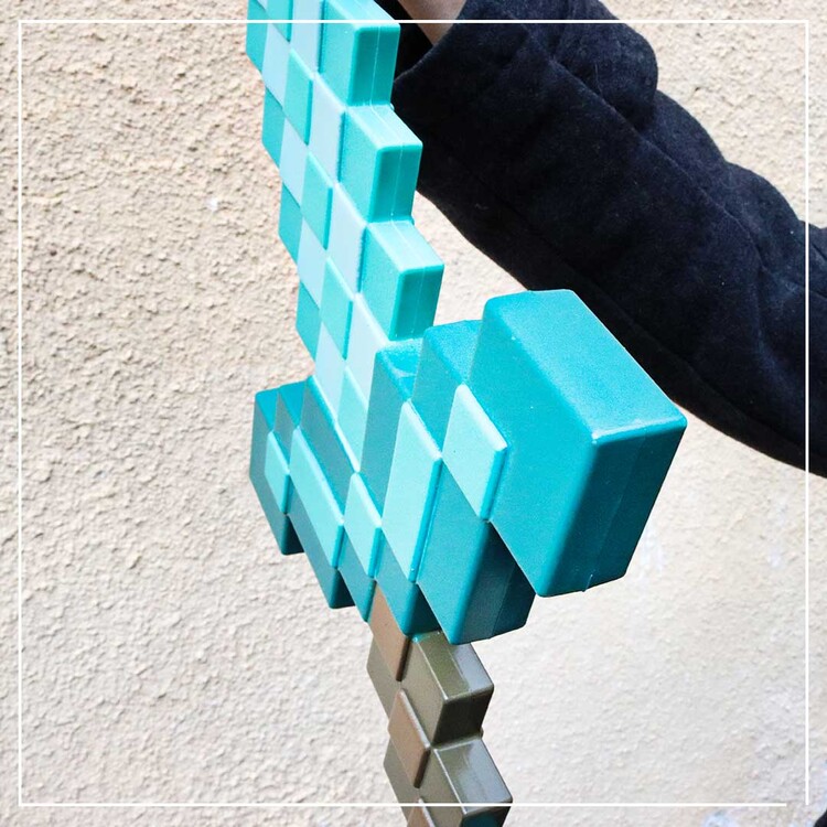 Minecraft - Réplique Diamond Sword Collector 50 cm - Figurines - LDLC