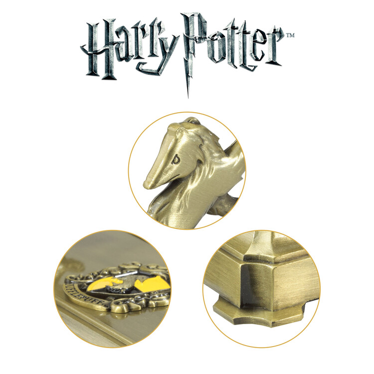 NEW In Box - Noble Collection Harry Potter Hufflepuff Wand Stand