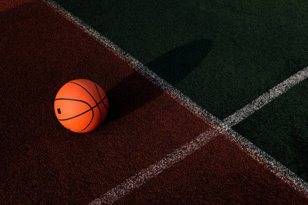 Camisola Outdoor basketball court in the courtyard.