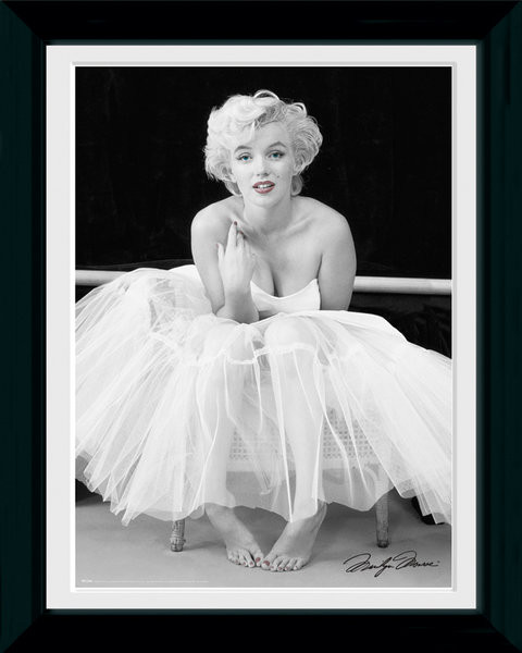 Dræbte Ung dame øje Marilyn Monroe - Ballerina Framed poster | Buy at Europosters