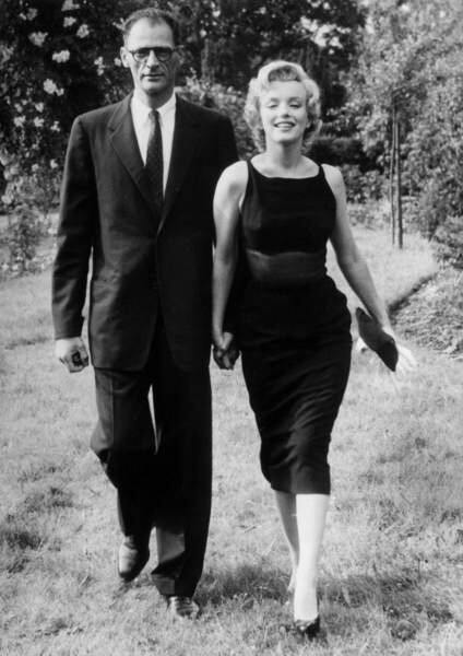 Slika na platnu French Actress Marilyn Monroe With her Husband Arthur Miller