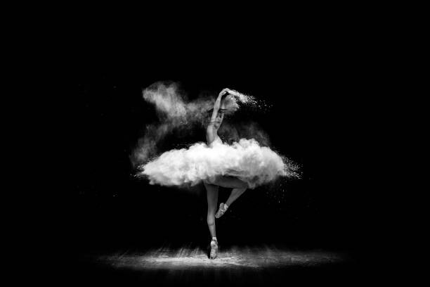 Poster Beautiful ballet dancer, dancing with powder