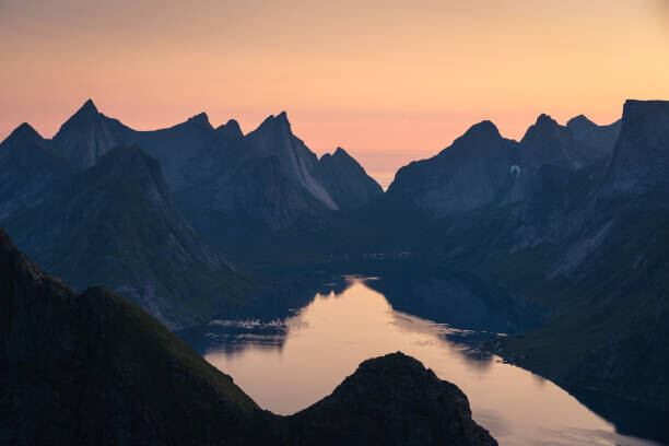 Poster Beautiful midnight sun in Lofoten island