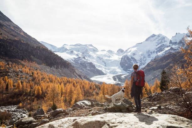 Poster Solo traveller hiking in Switzerland