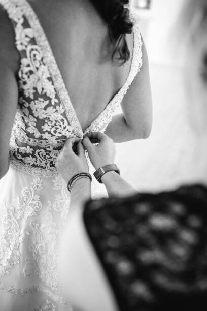 Poster the back view of a woman