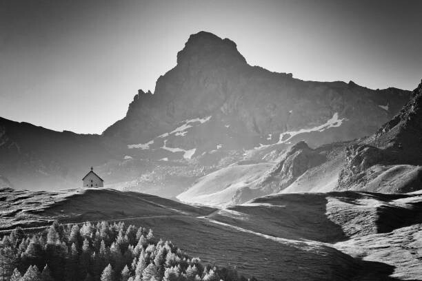Poster The church and hte mountain