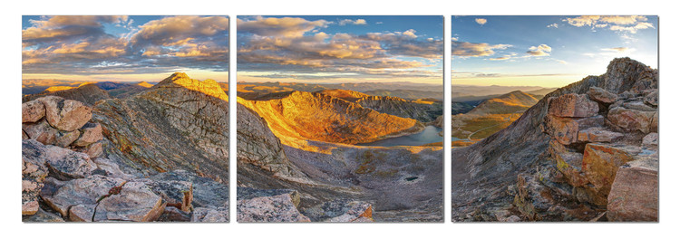 Quadro Sunrise over mountains