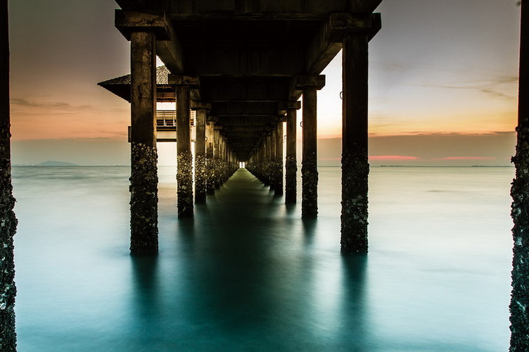 Tableau sur verre Under the Jetty