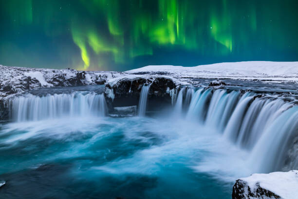 Quadro em tela Godafoss waterfall at night under the