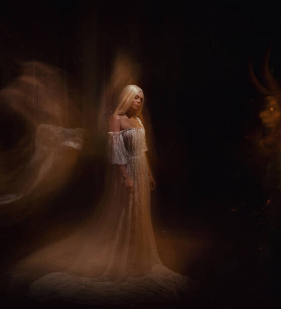 Valokuvatapetti Fantasy Blonde Woman in Ethereal Setting