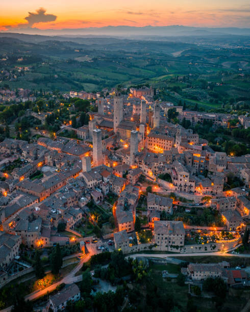 Αφίσα San Gimignano town at night with