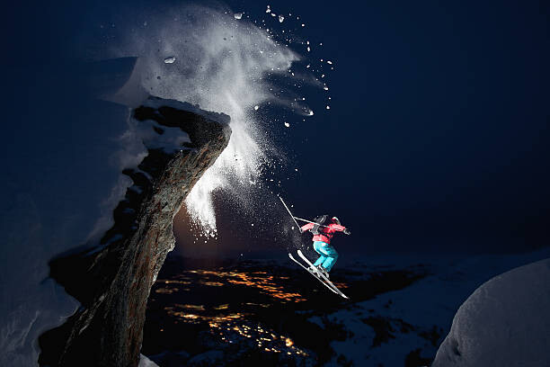 Αφίσα Skier jumping off mountain