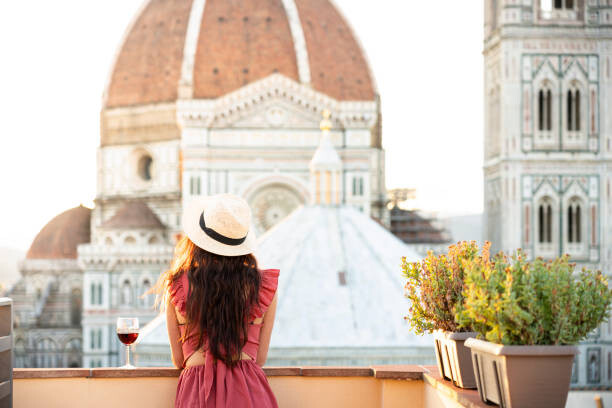 Εκτύπωση καμβά Tourist admiring the Florence Cathedral. Florence,
